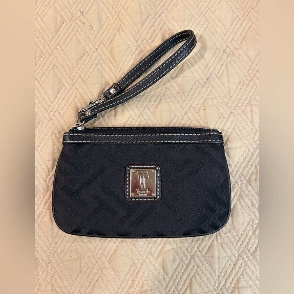 Tignanello wristlet